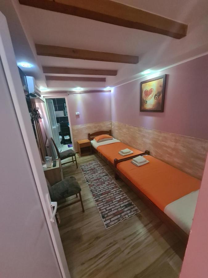 Rooms " Simke " II ซูโบติกา ภายนอก รูปภาพ